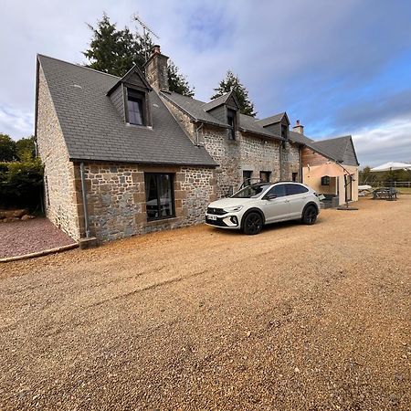 Le Gast Madelaine Ranch, Nouvelle Piscine 2025ヴィラ エクステリア 写真