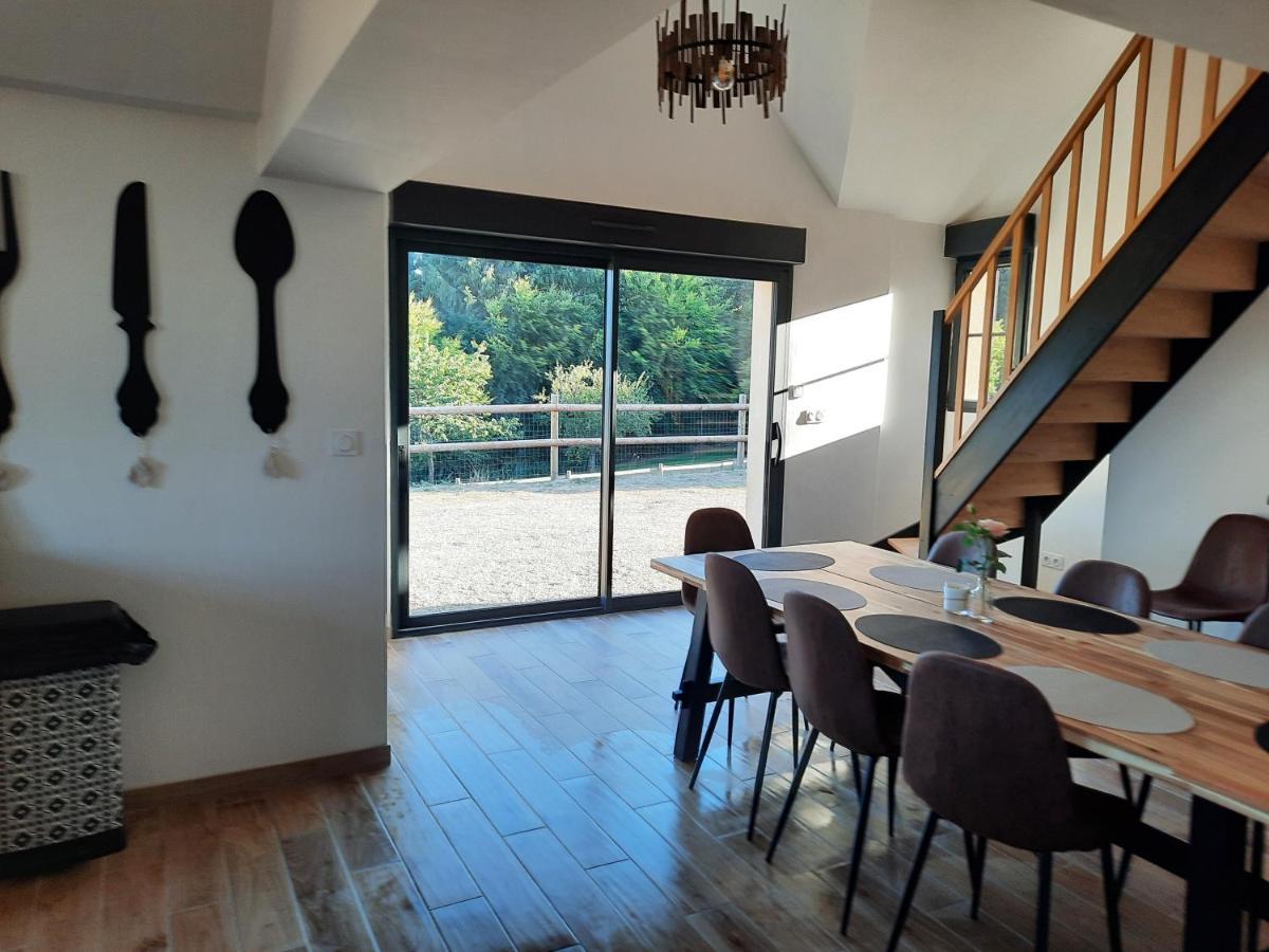 Le Gast Madelaine Ranch, Nouvelle Piscine 2025ヴィラ エクステリア 写真