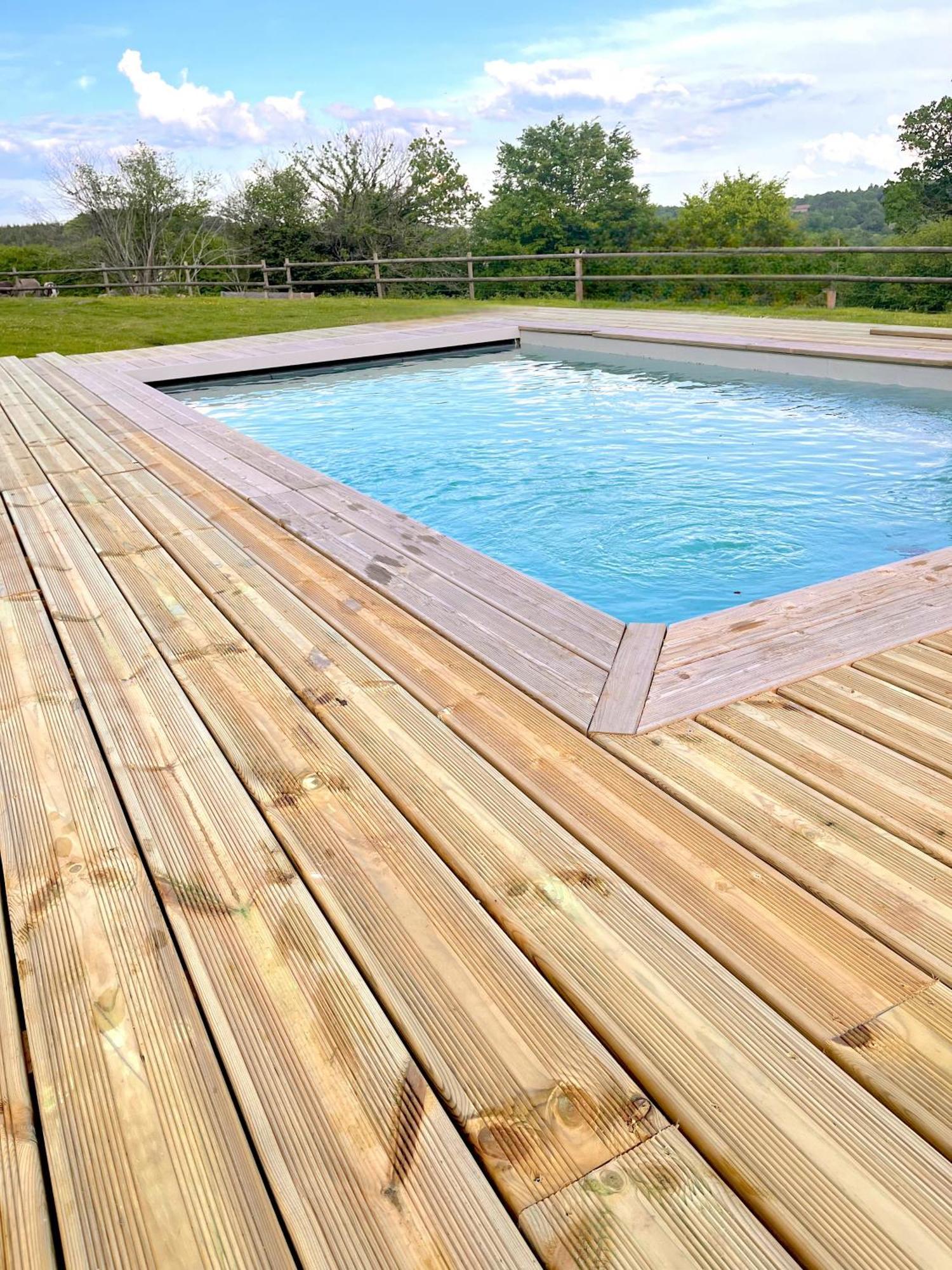 Le Gast Madelaine Ranch, Nouvelle Piscine 2025ヴィラ エクステリア 写真
